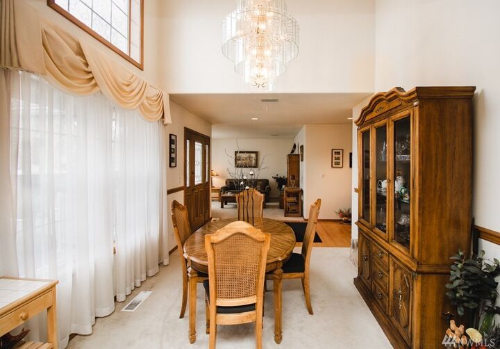 Property Photo:  1217 Southview Dr  WA 99362 