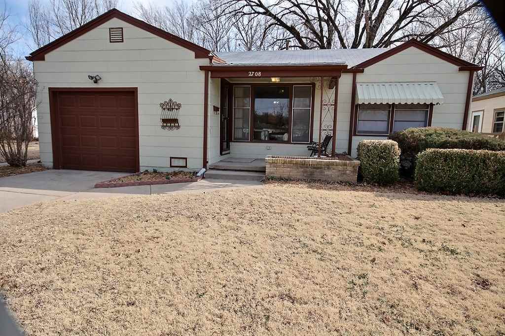 Property Photo:  2708 S South Fork St  KS 67216 