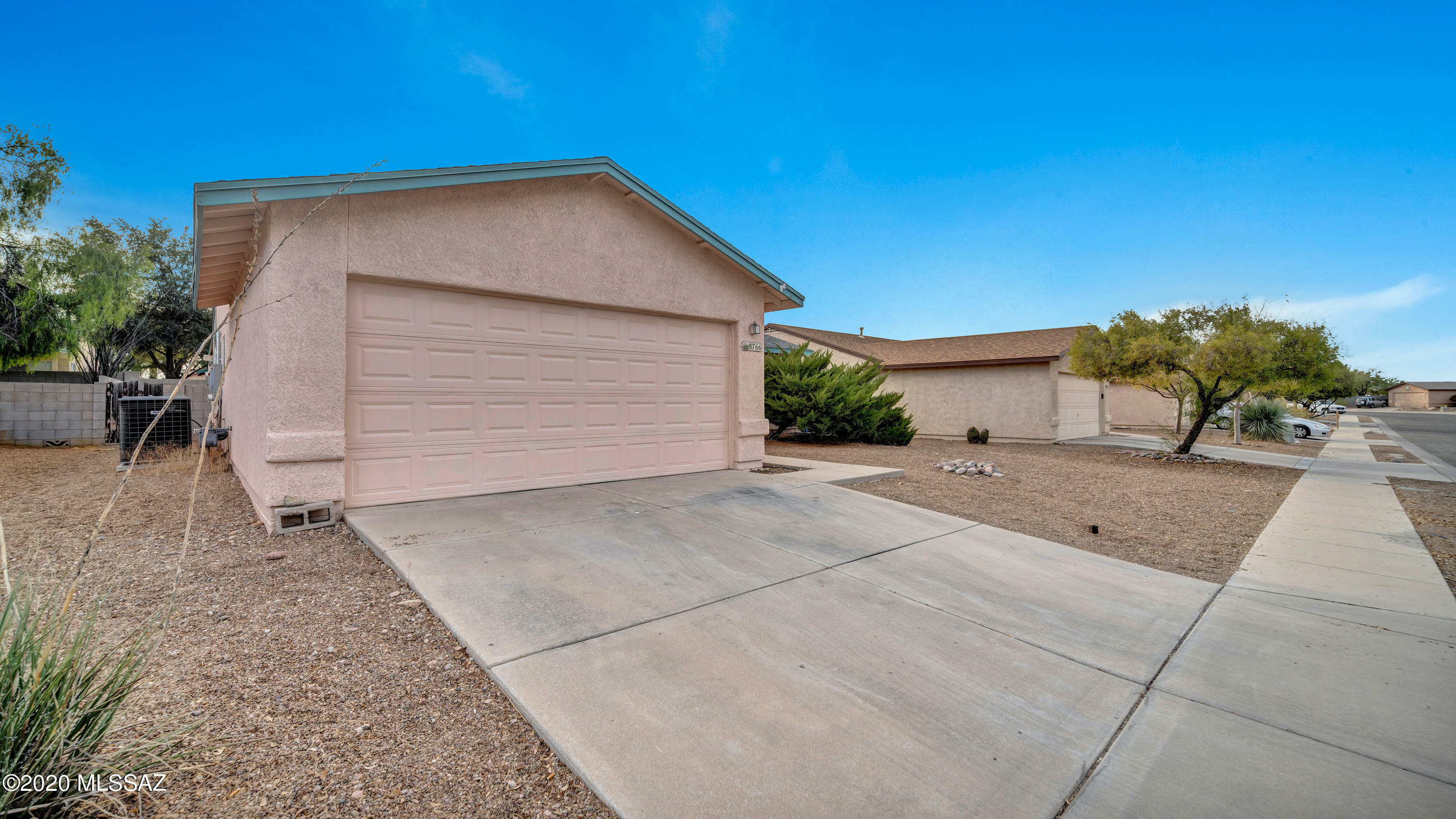 Property Photo:  8766 E Squaw Peak Drive  AZ 85730 