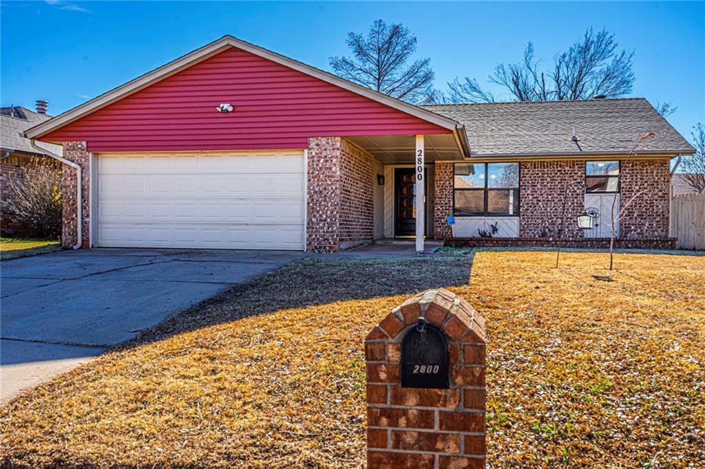 Property Photo: 2800 Greenfield Drive OK 73012
