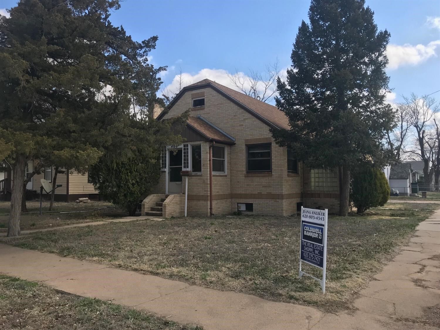 Property Photo: 402 N 3rd Street KS 67846