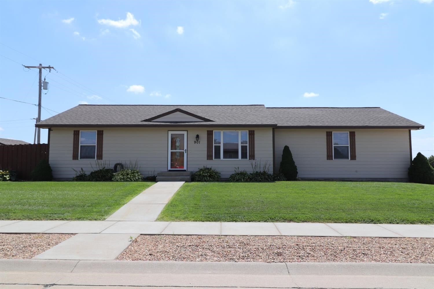 Property Photo: 901 Arkansas Avenue KS 67851