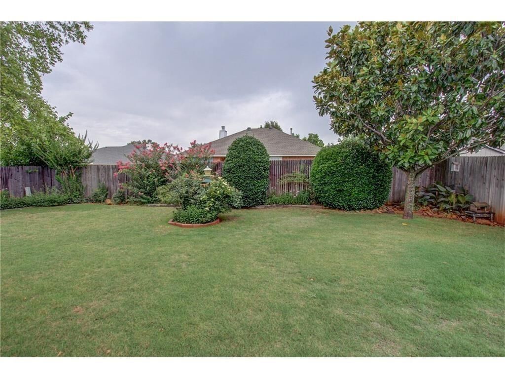 Property Photo:  1901 Joseph Drive  OK 73003 