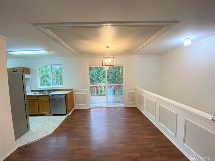 Property Photo:  15012 205th Ave SE  WA 98059 