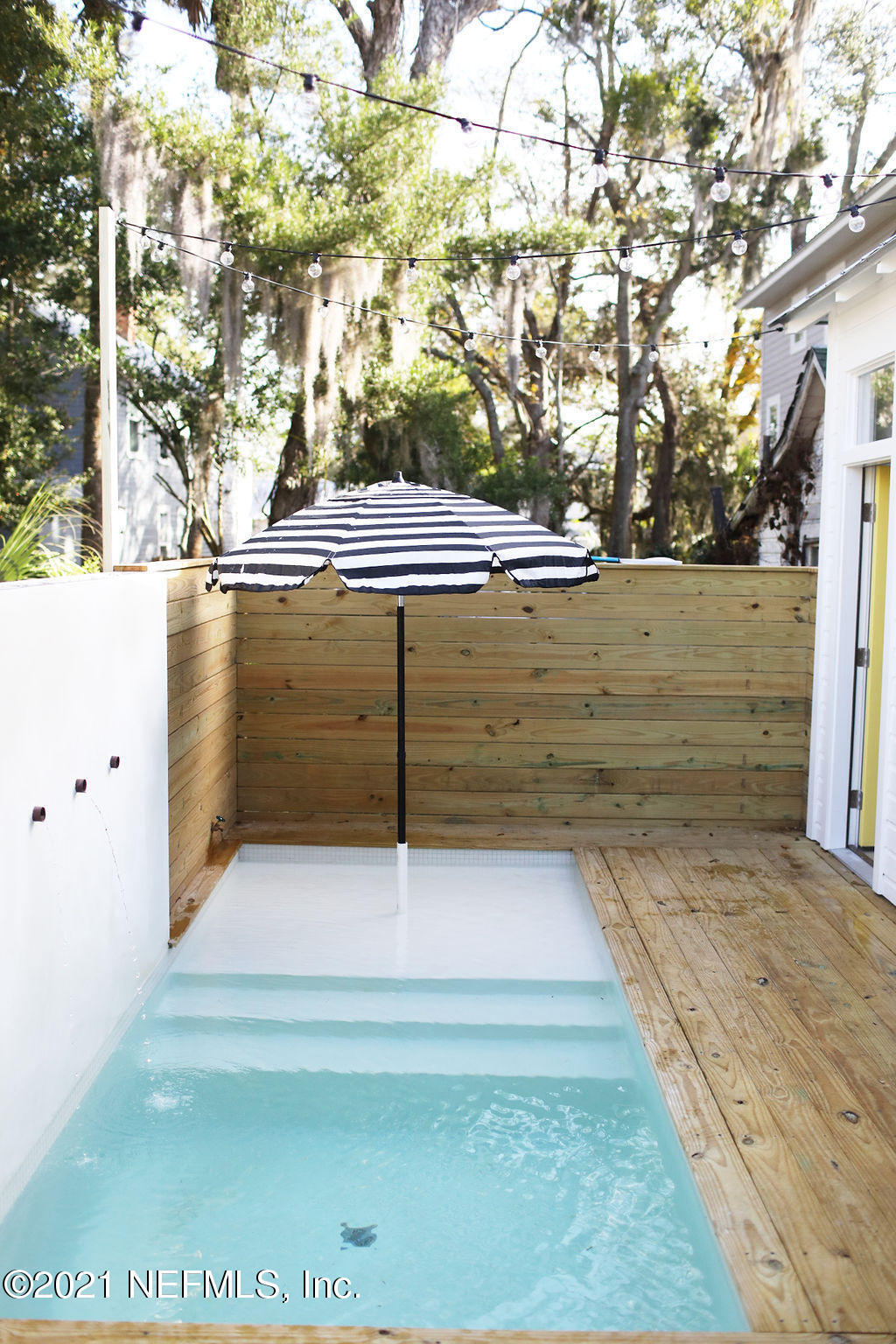 Property Photo:  90 De Haven Street  FL 32084 