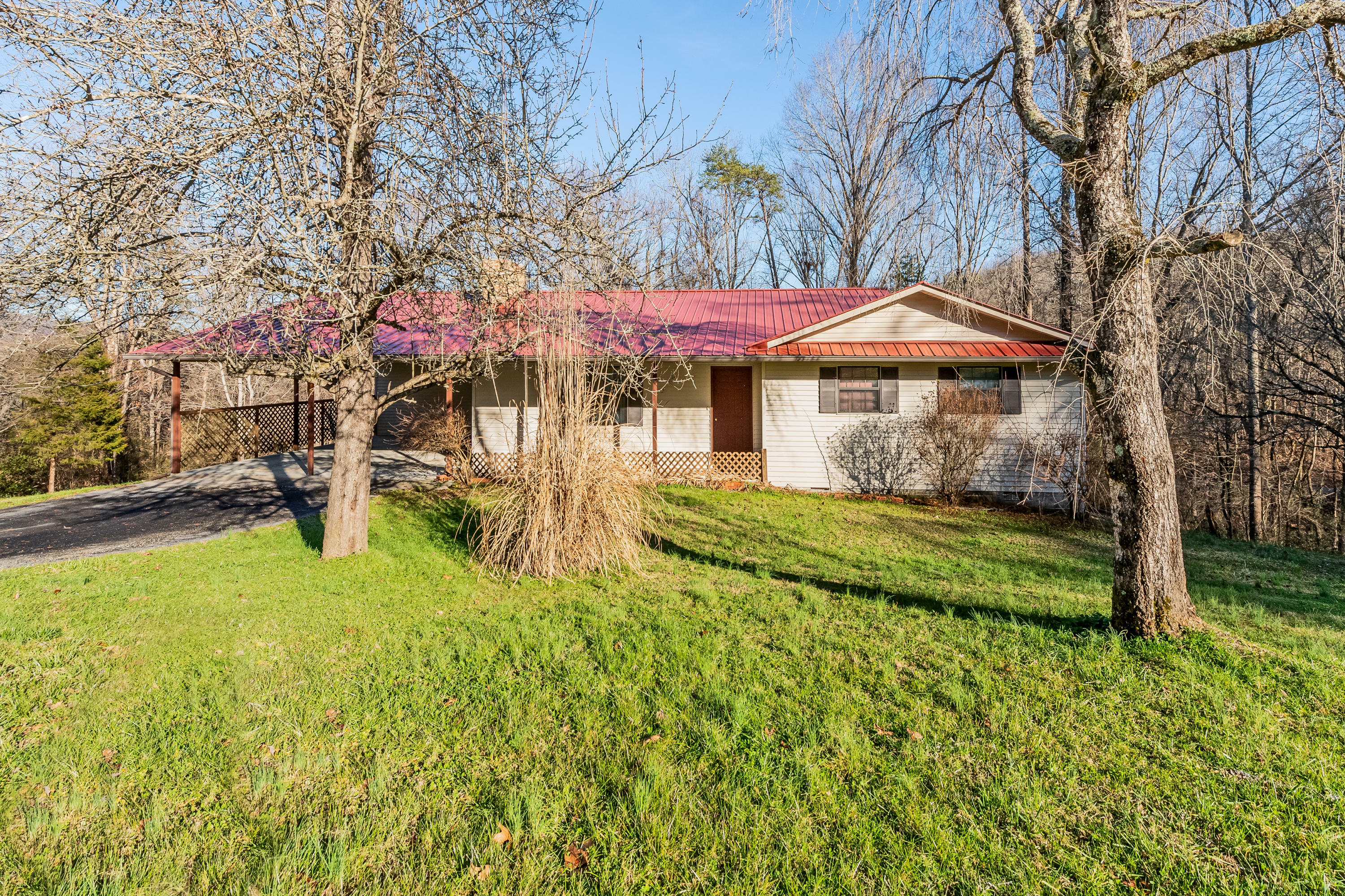 Property Photo:  310 McKinney Rd  TN 37748 