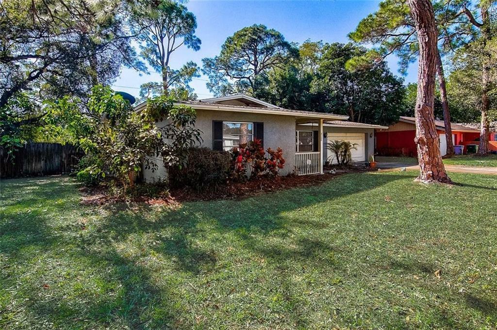 Property Photo:  4105 17th Avenue W  FL 34205 