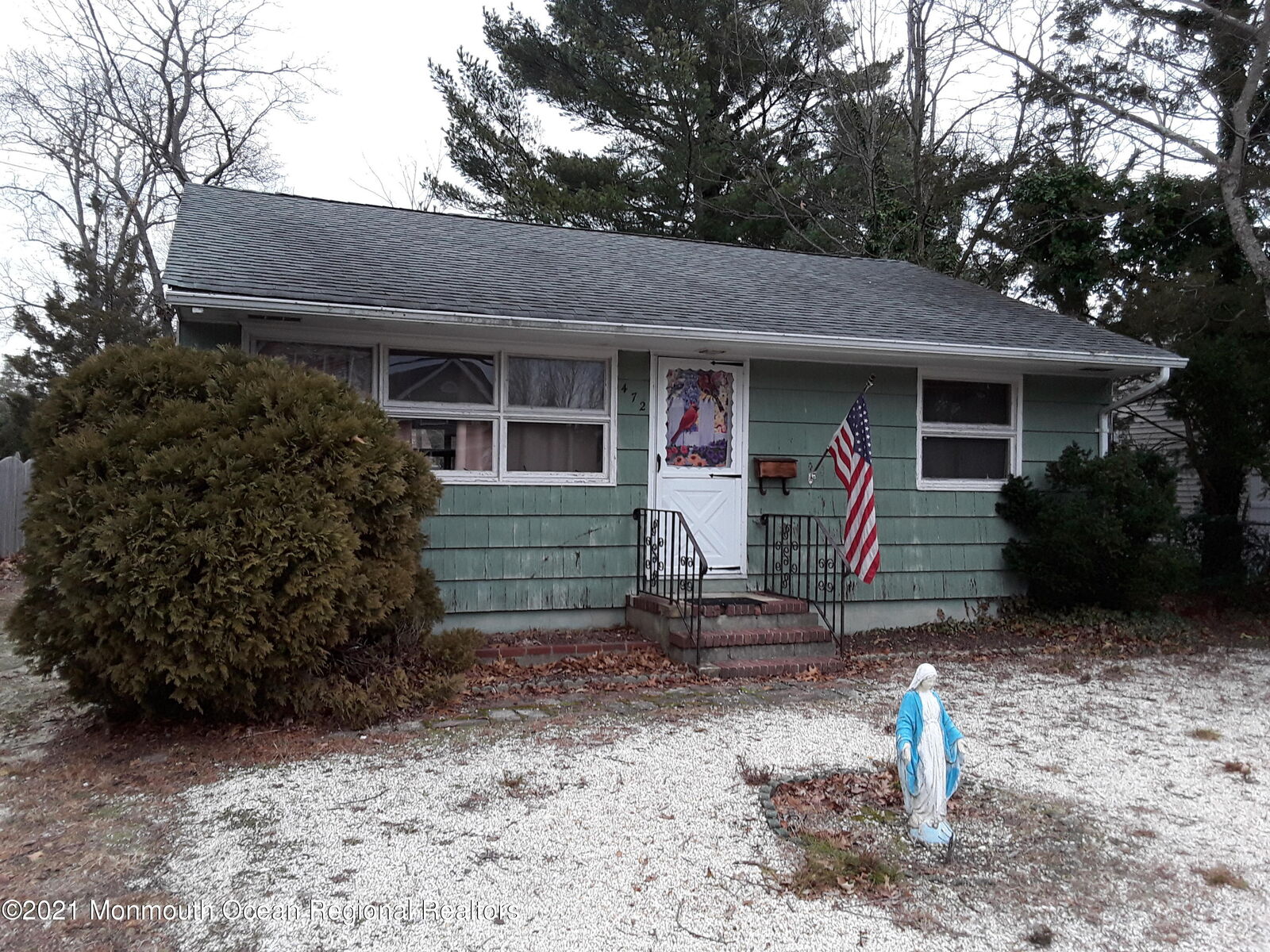 Property Photo:  472 Pinecroft Drive  NJ 08723 