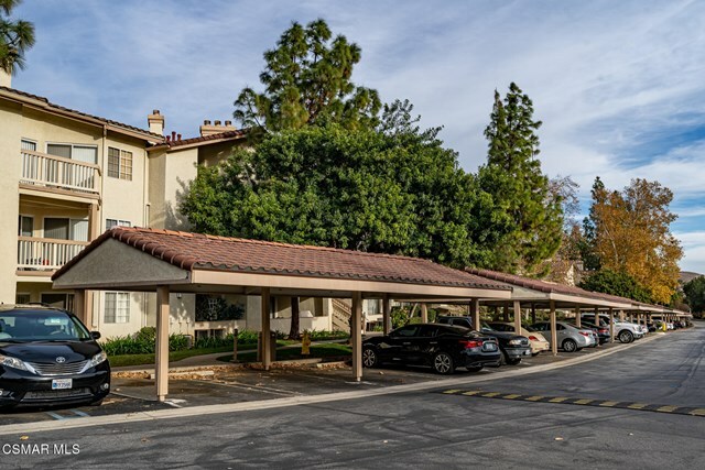 Property Photo:  5805 Oak Bend Lane 303  CA 91377 