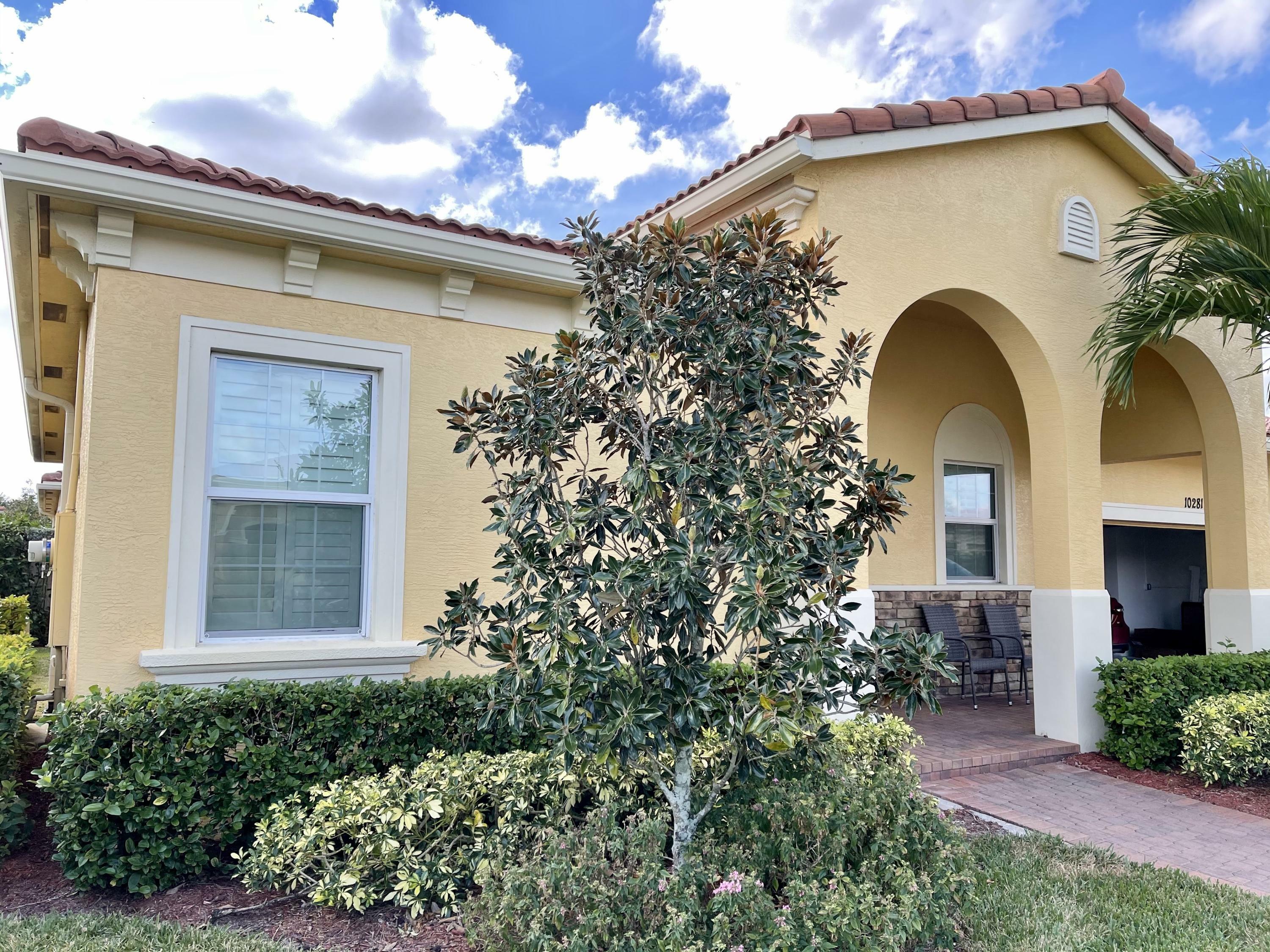 Property Photo:  10281 SW Reggiani Road SW  FL 34986 