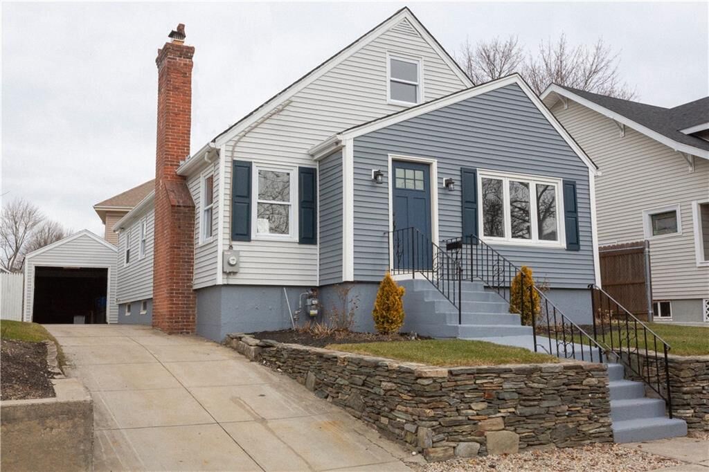 Property Photo:  85 Westwood Av  RI 02905 