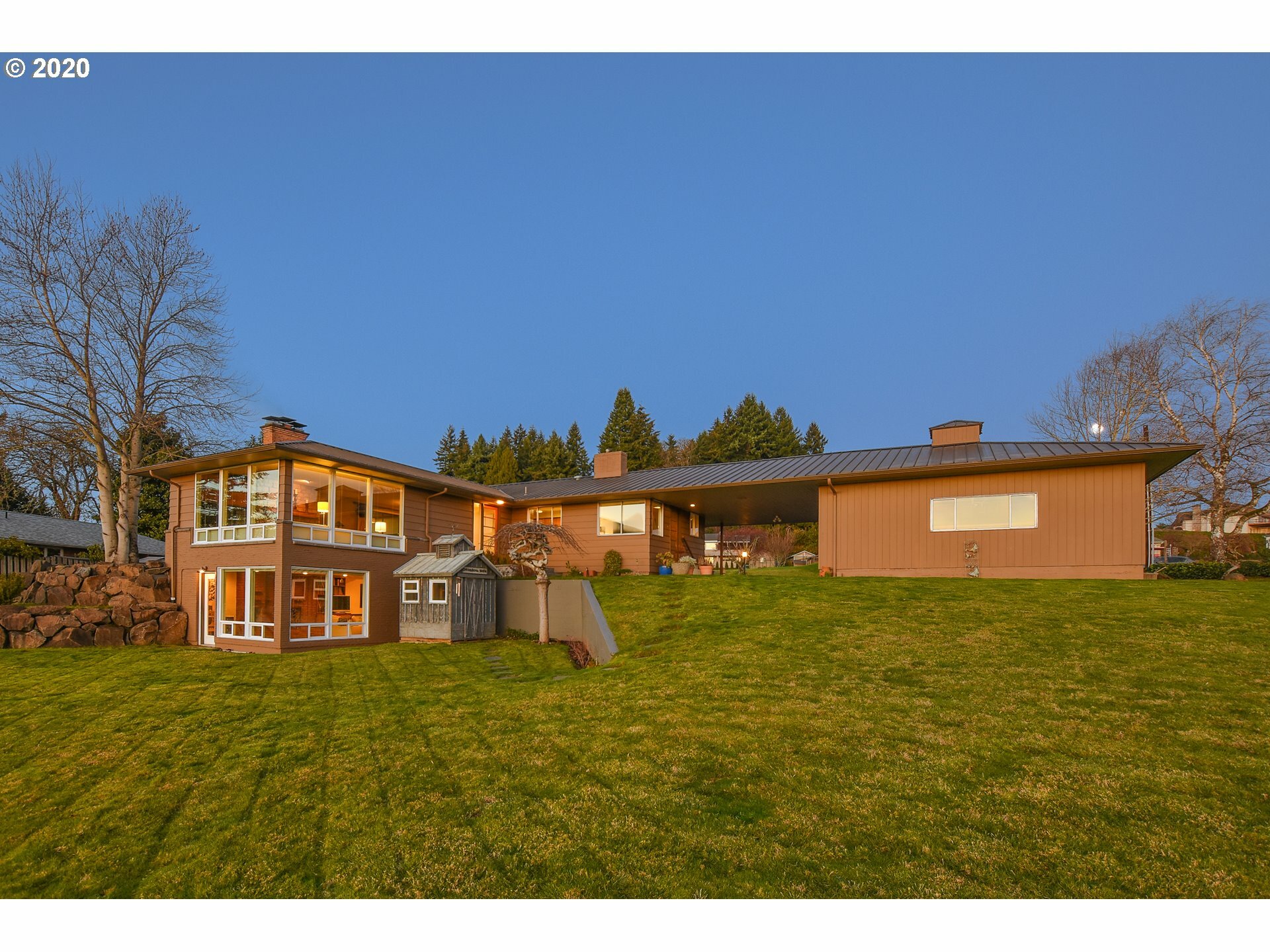 Property Photo: 8112 NW Bacon Rd WA 98665