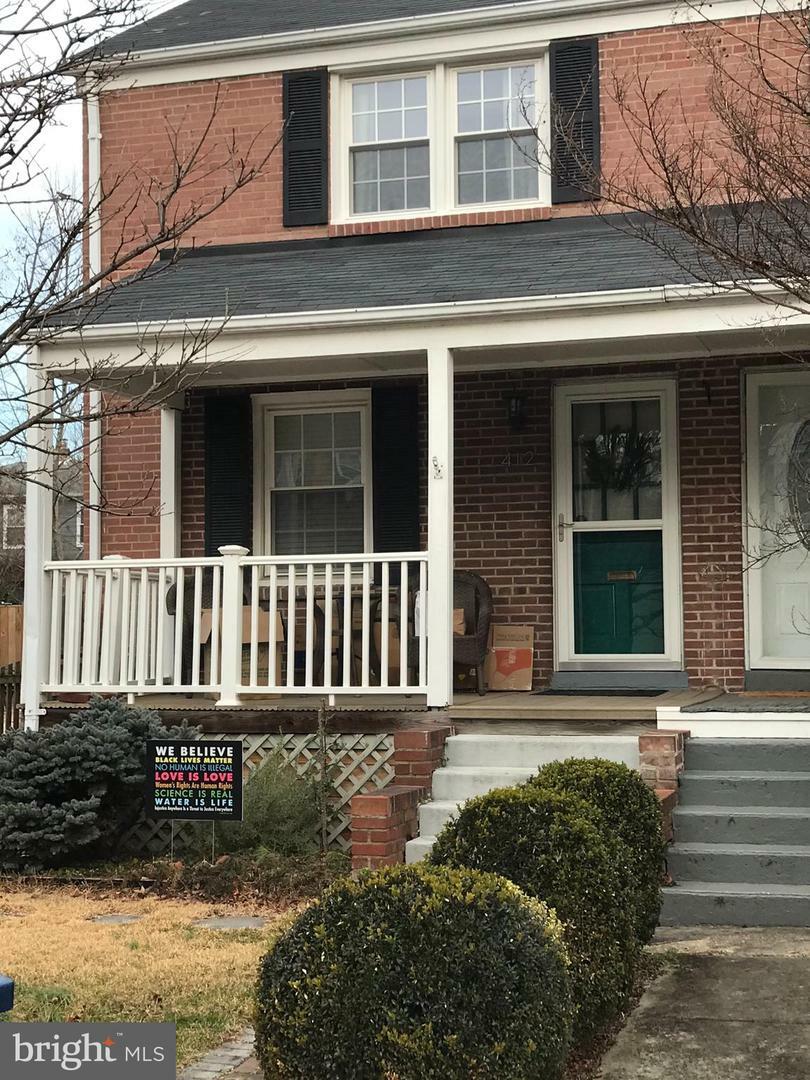 Property Photo:  412 E Howell Avenue  VA 22301 