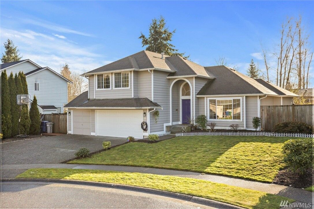 Property Photo:  618 203rd St SE  WA 98012 