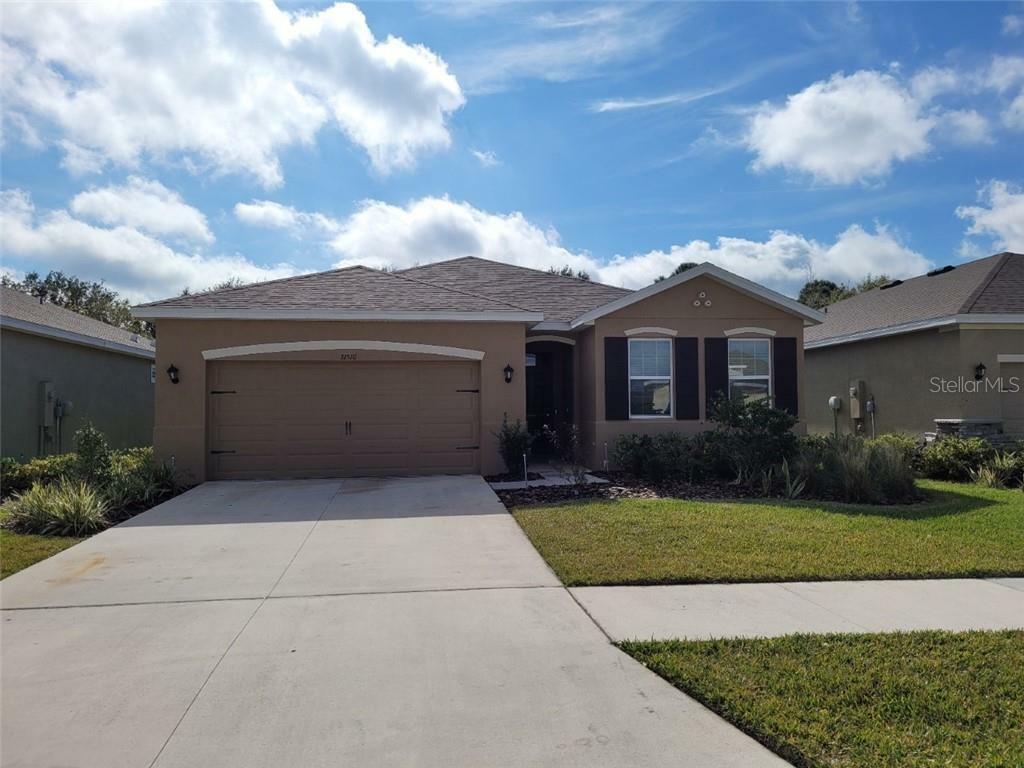Property Photo: 31510 Tansy Bend FL 33545