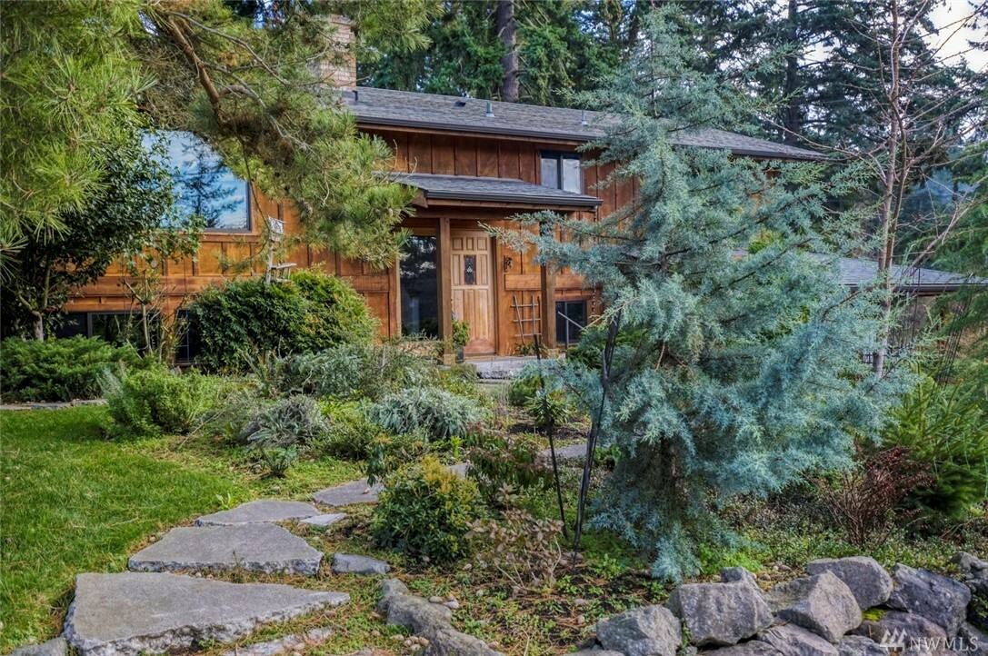 Property Photo: 1410 Rose St WA 98368