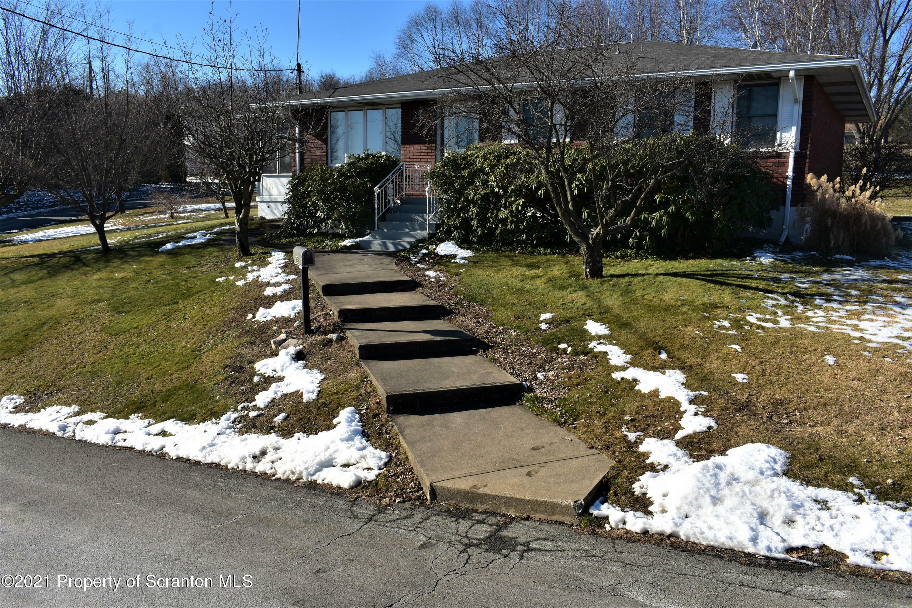 Property Photo:  938 Clay Street  PA 18447 