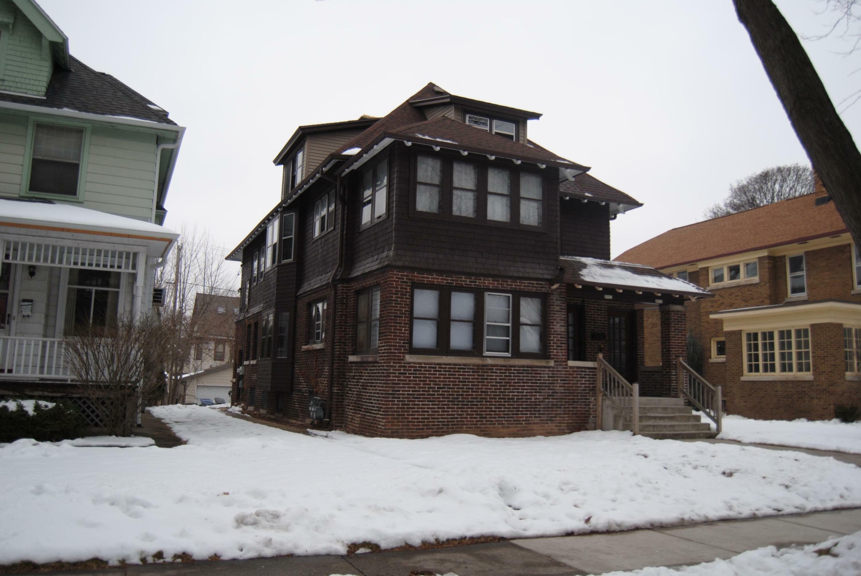 Property Photo: 2951 N Downer Ave 2953 WI 53211