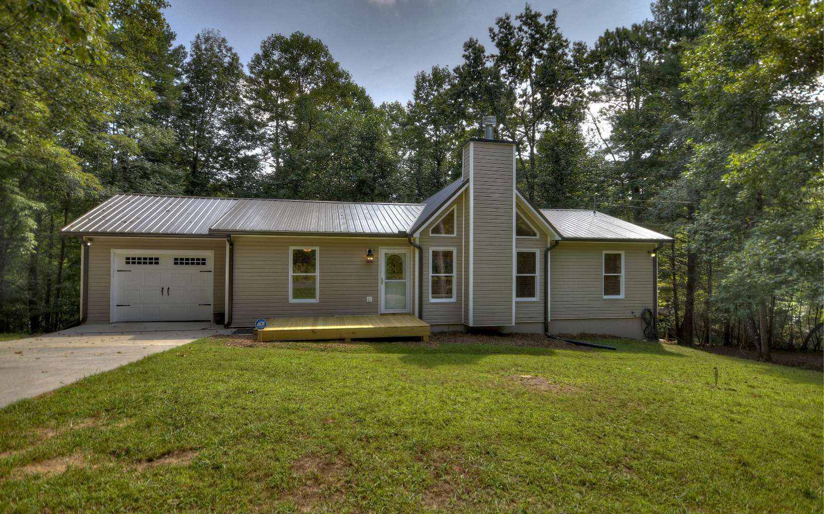 Property Photo:  92 Bamby Lane  GA 30540 