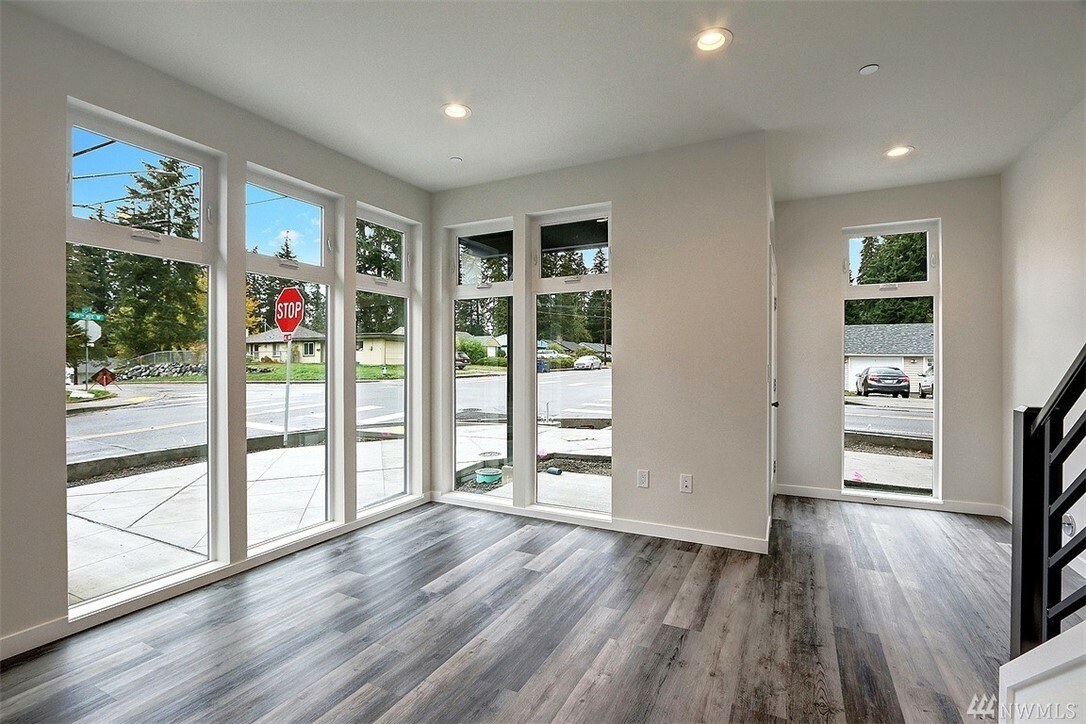 Property Photo: 23003 58th Ave W G WA 98043