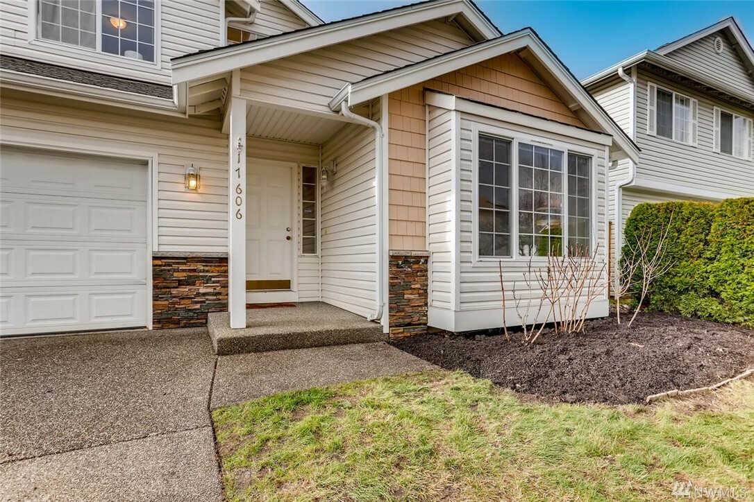 Property Photo: 17606 12th Place W WA 98037