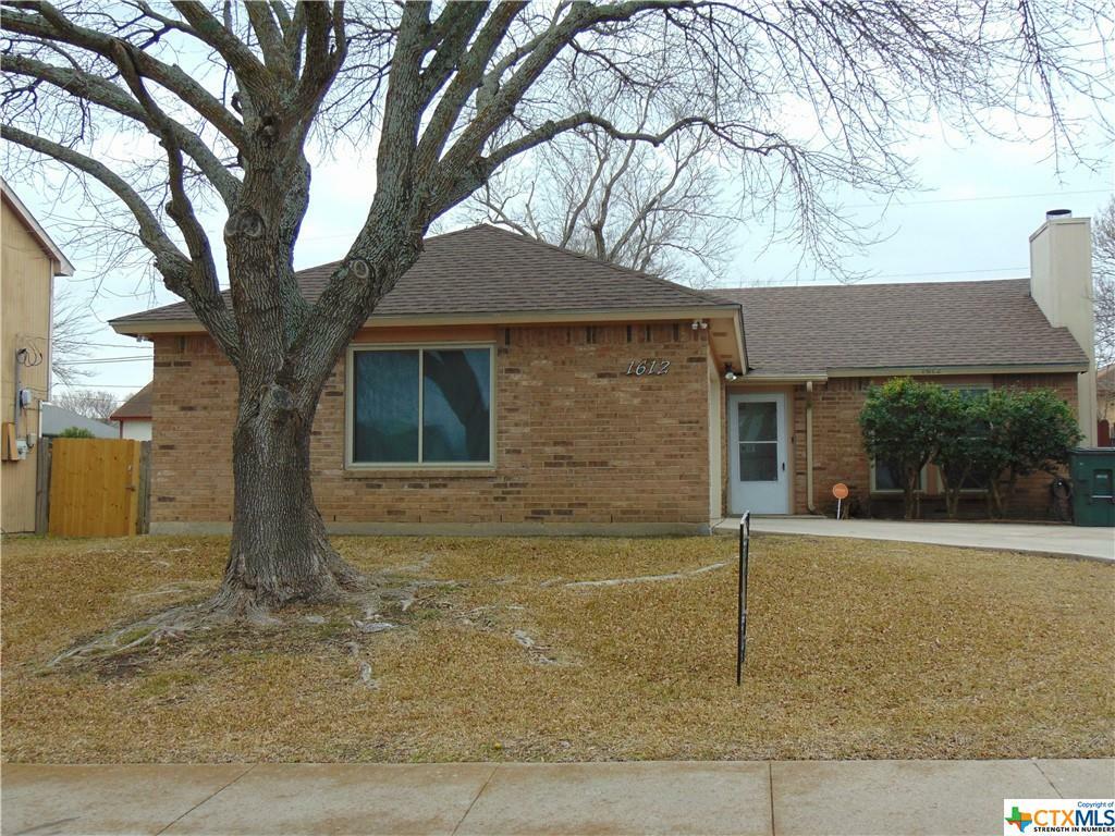 Property Photo: 1612 Bobby Lee Drive TX 76549