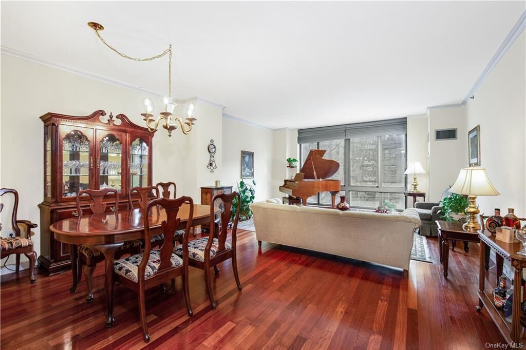 Property Photo: 10 City Place 4H NY 10601