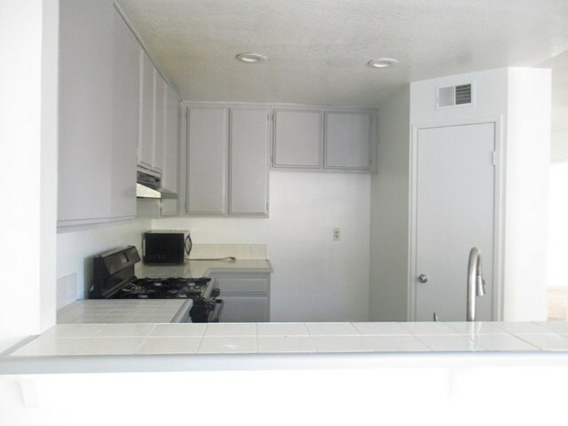 Property Photo:  22266 Redwood Pointe 5-F  CA 92630 