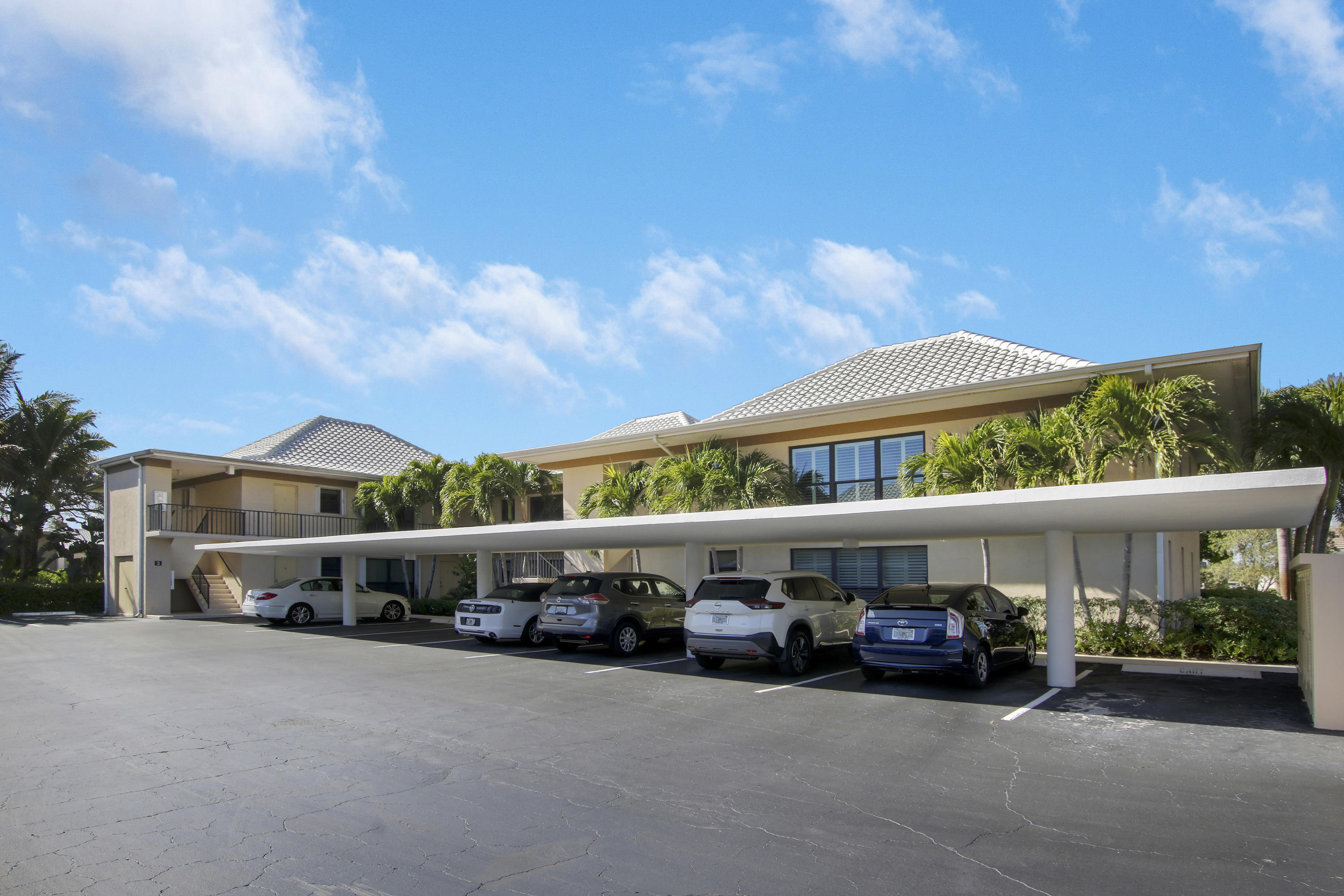 Property Photo: 3 SE Turtle Creek Drive 3D FL 33469