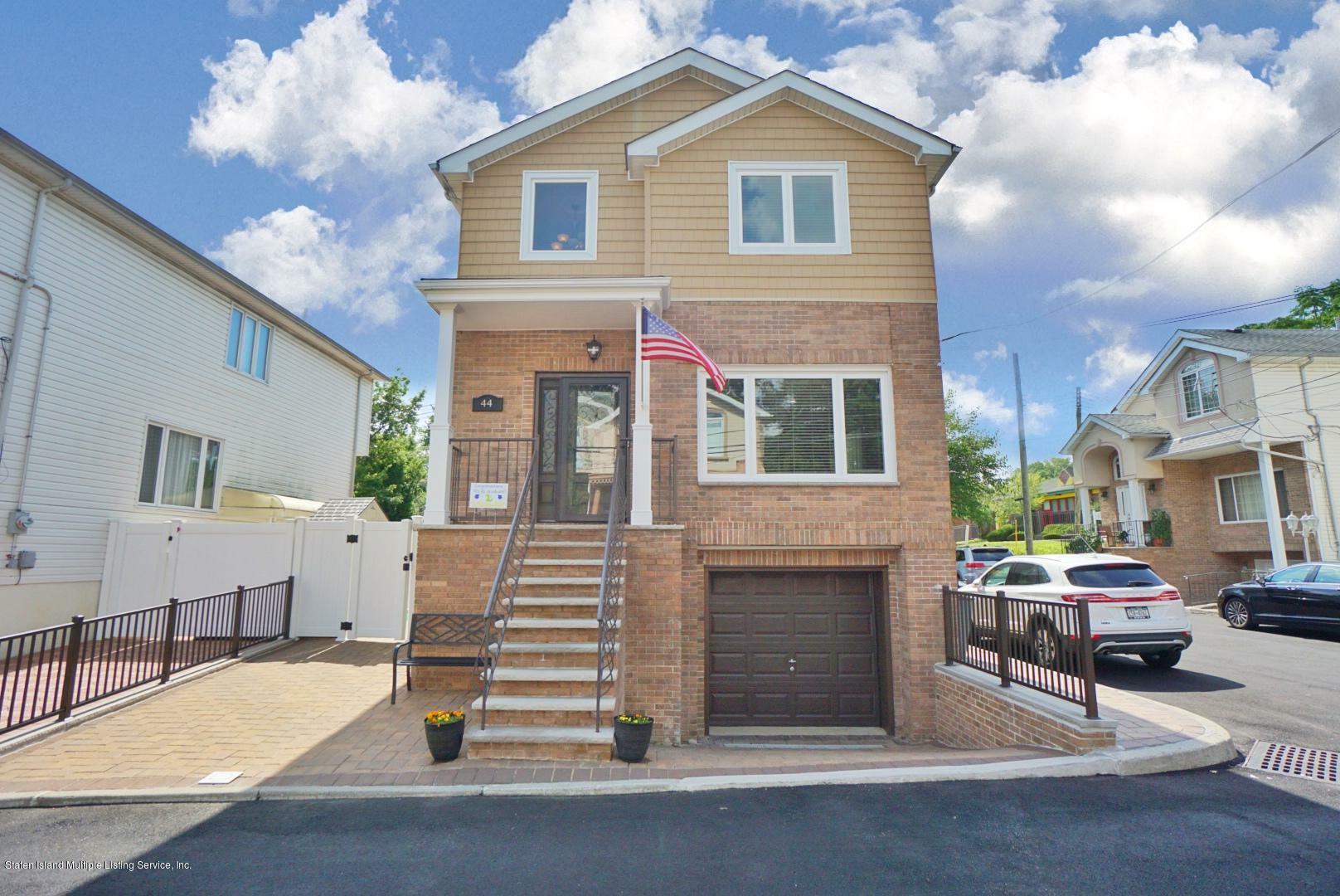 Property Photo: 44 Comfort Court NY 10312