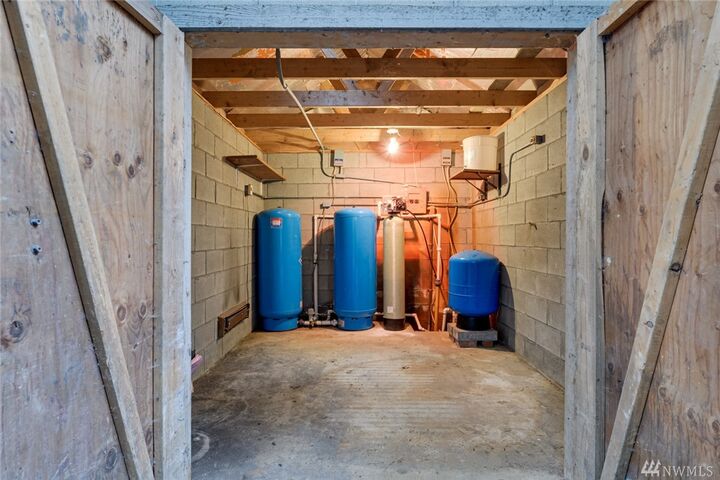 Property Photo:  18908 9th Ave NE  WA 98223 