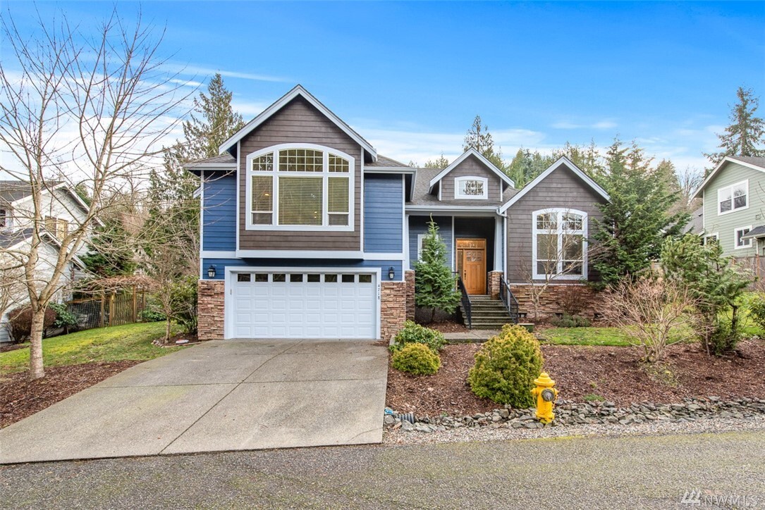 Property Photo: 4718 Lasalle Ave WA 98229