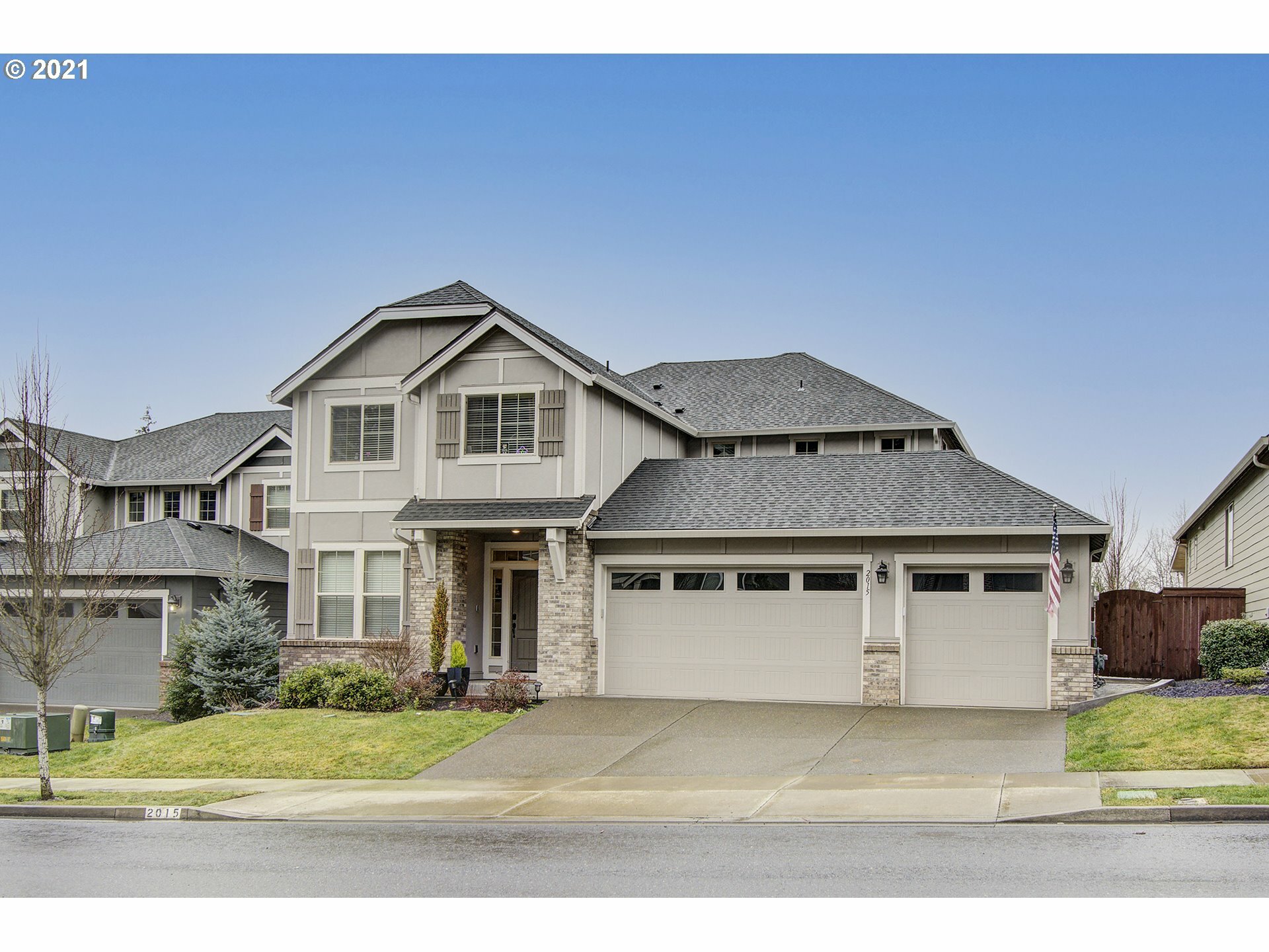 Property Photo:  2015 NW 42nd Ave  WA 98607 