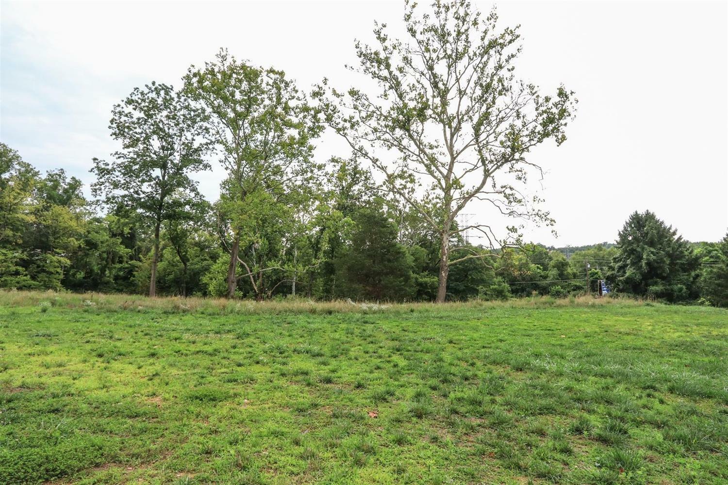 Property Photo: 9560 Lakeside Estates Dr 6 OH 45140