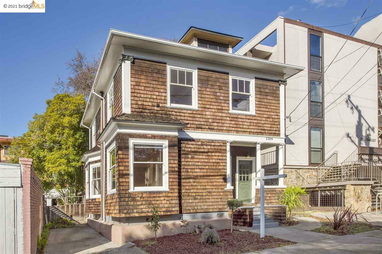 Property Photo: 2309 Parker St CA 94704