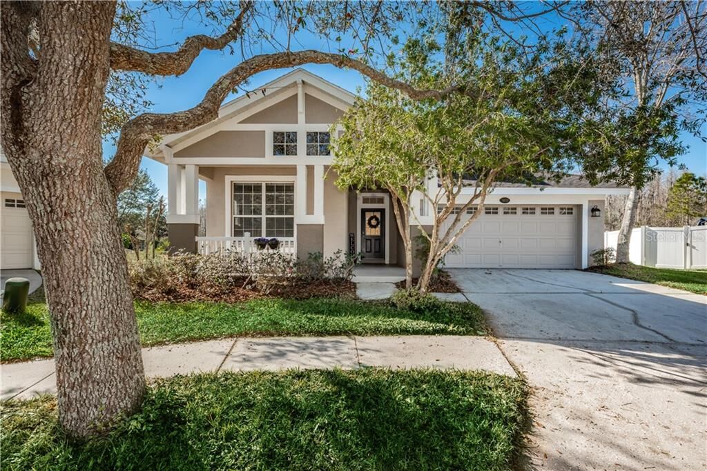 Property Photo: 18212 Tivoli Lane FL 33558
