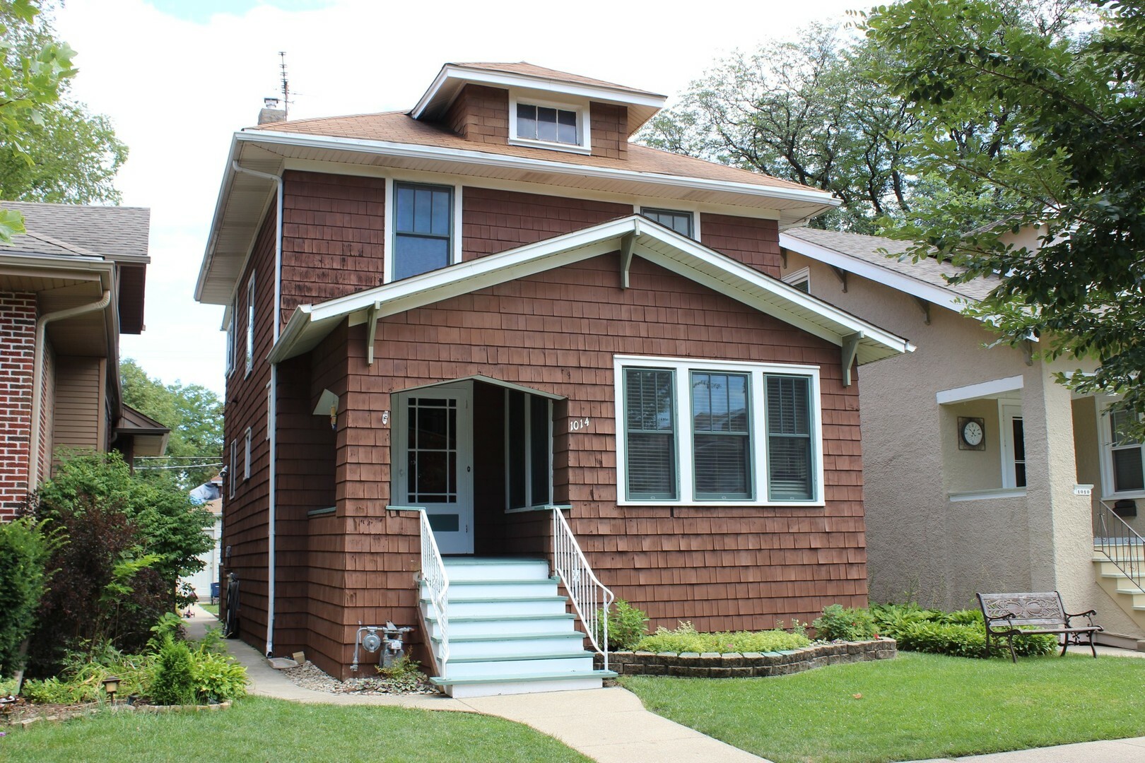 Property Photo:  1014 Hayes Avenue  IL 60302 