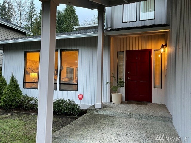 Property Photo:  6312 151st Ave SE  WA 98006 