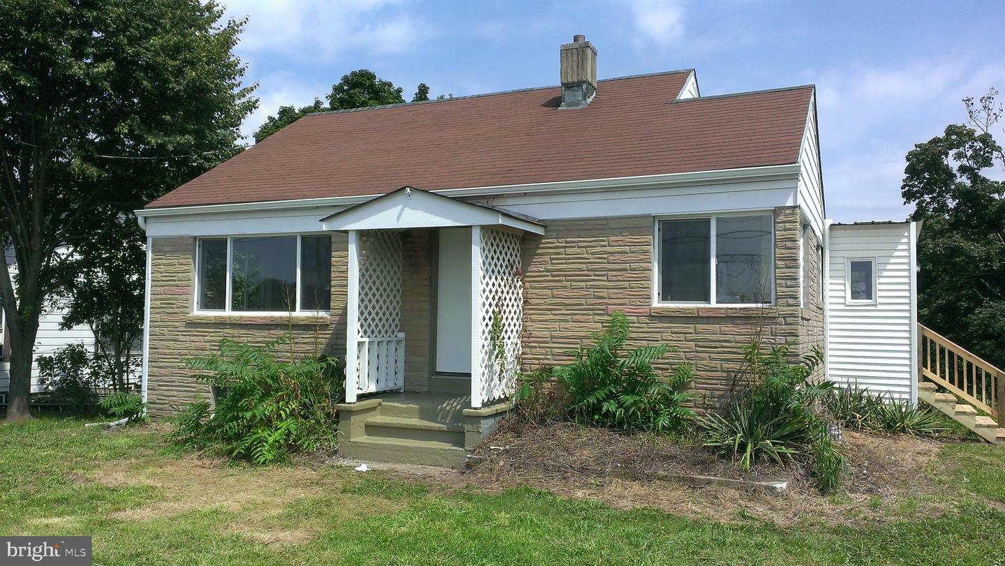 Property Photo:  6571 Perkiomen Avenue  PA 19508 