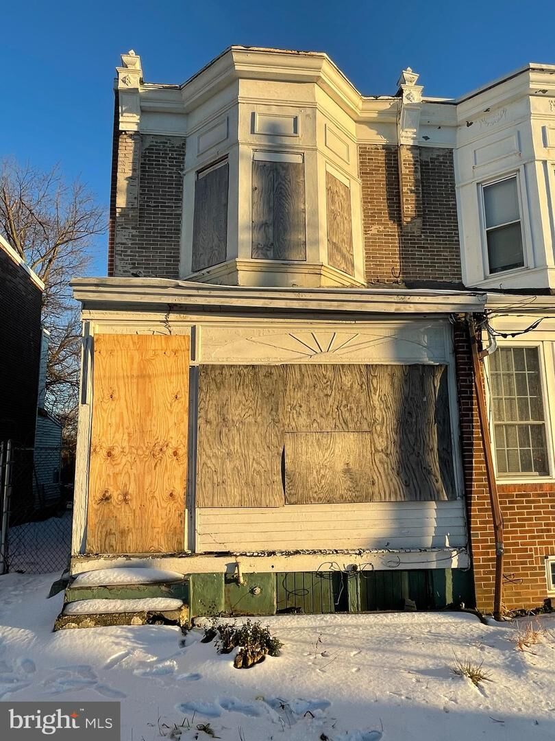 Property Photo:  2104 N Claymont Street  DE 19802 