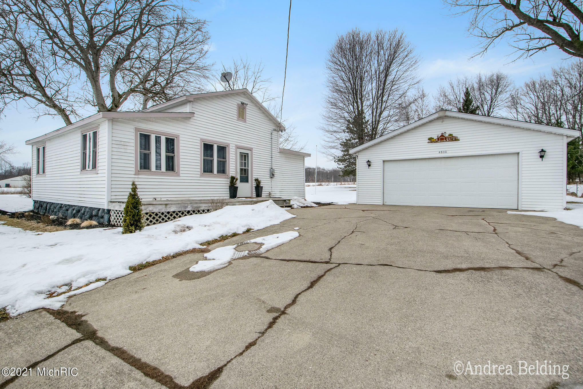 Property Photo:  4600 N Greenville Road  MI 48850 