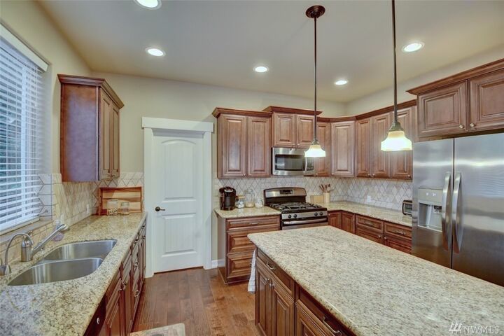 Property Photo: 2202 29th Ct NW WA 98502