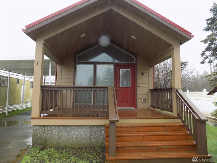 Property Photo:  168 US Hwy 101  WA 98550 