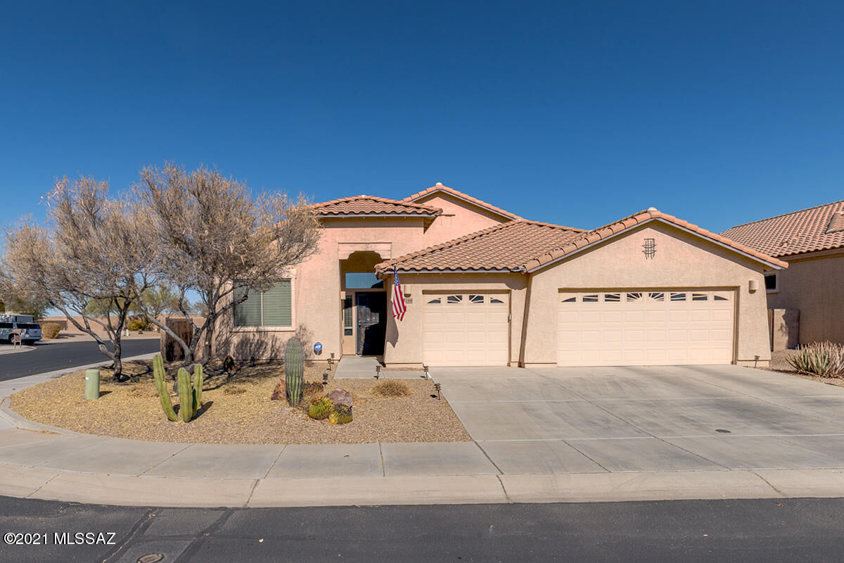 Property Photo:  11368 W Pipestone Street  AZ 85658 