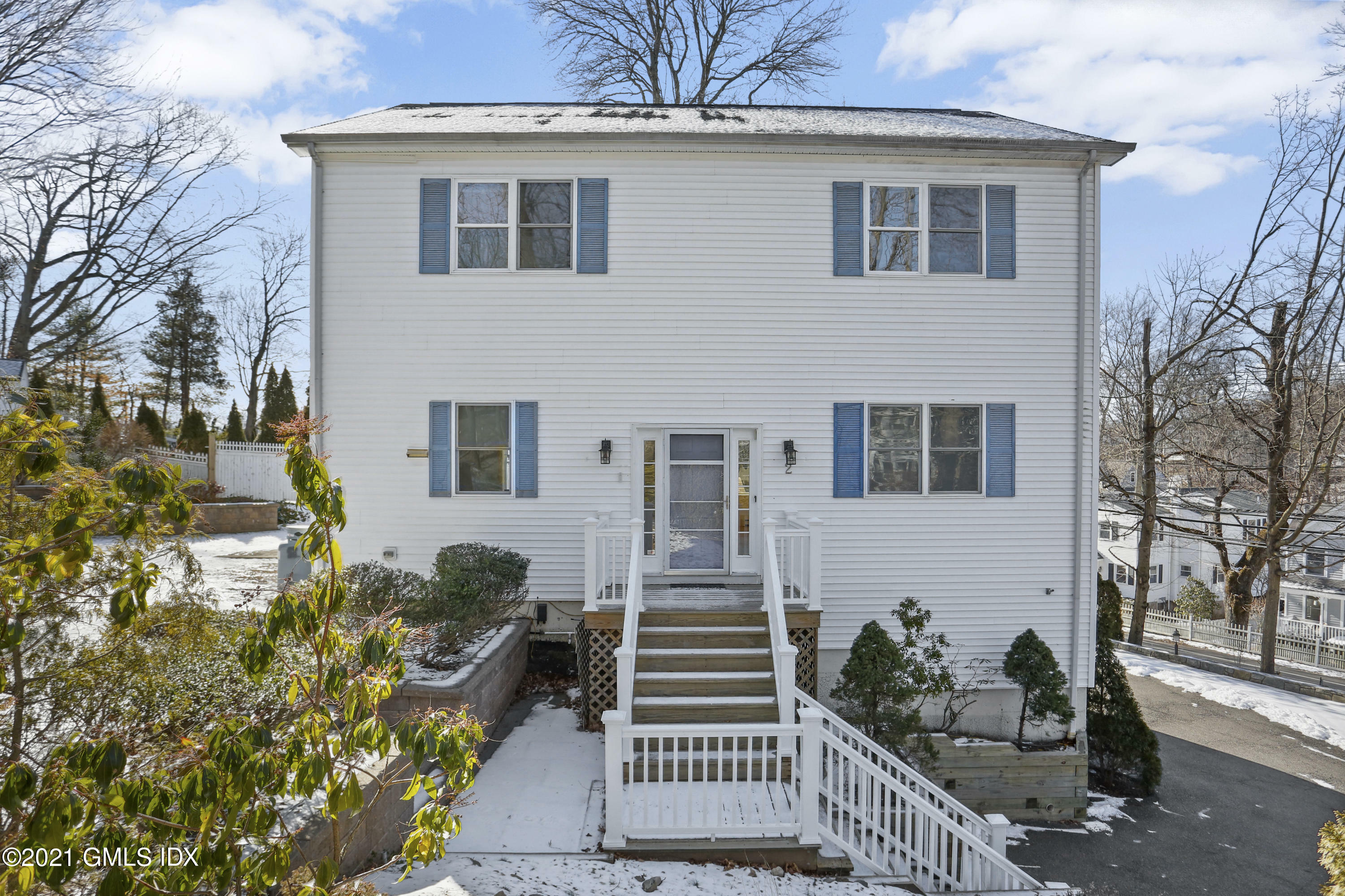 Property Photo:  2 Thomes Street  CT 06853 