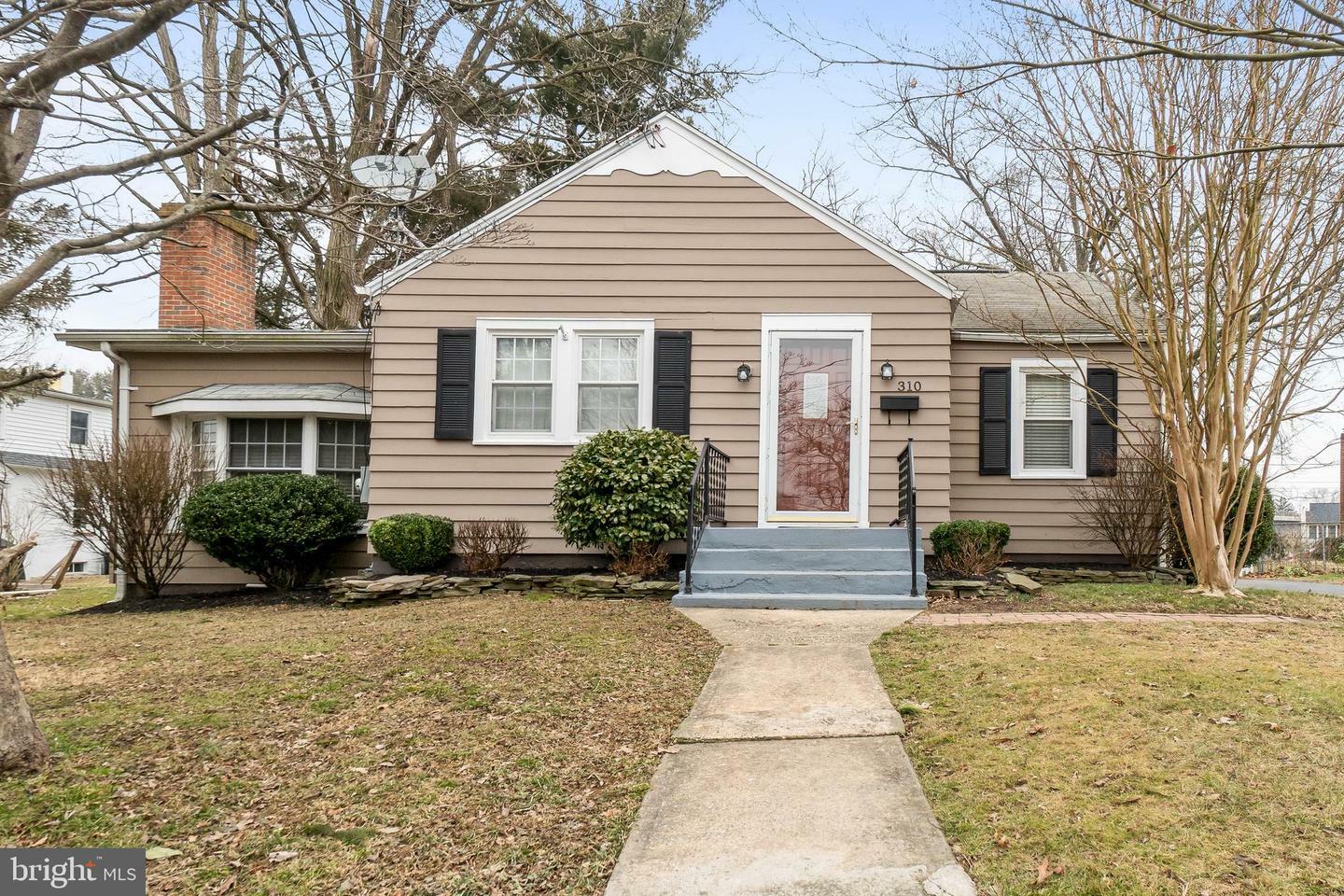 Property Photo:  310 King Street  MD 21921 