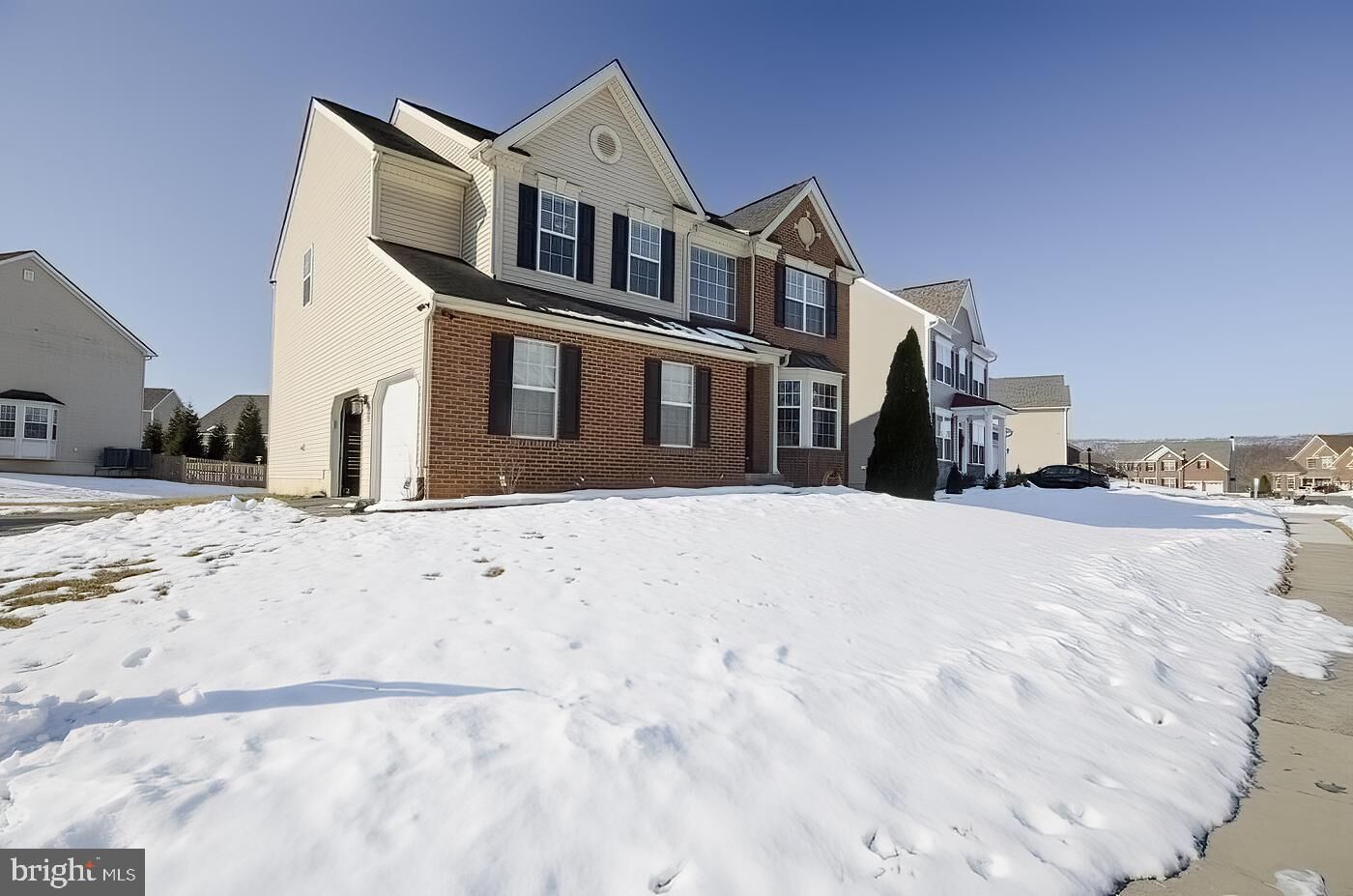 Property Photo: 201 Strathmore Way W WV 25403