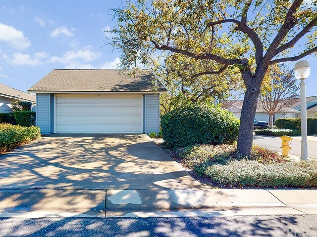 Property Photo:  962 Felicia Way 22  CA 93401 