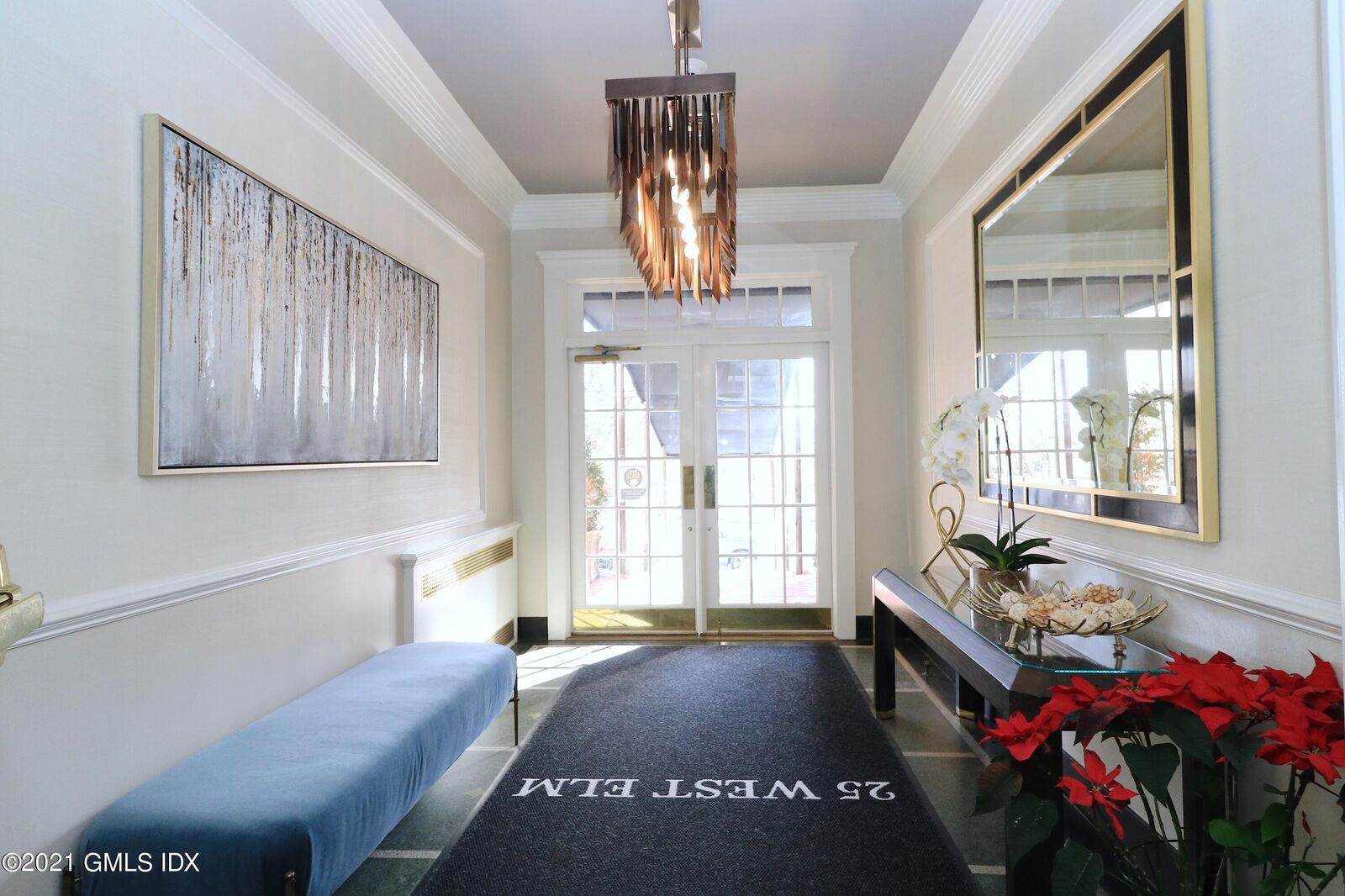 Property Photo:  25 W Elm Street 16  CT 06830 