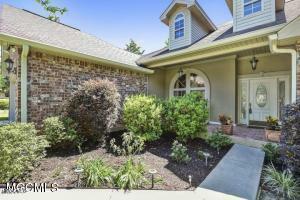 Property Photo:  69234 E Diamondhead Drive  MS 39525 